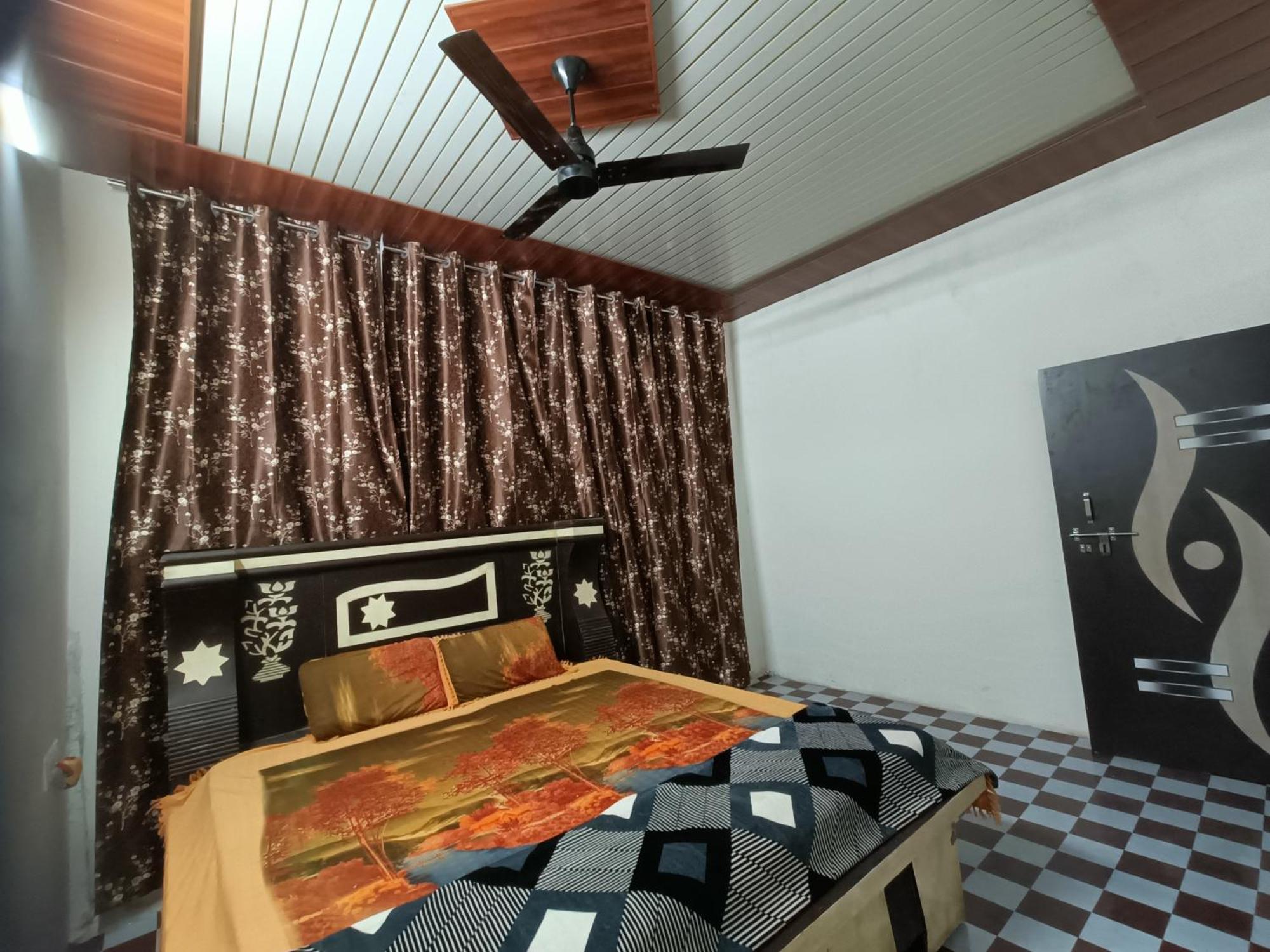Keshav Narayan Home Stay Матхура Екстер'єр фото